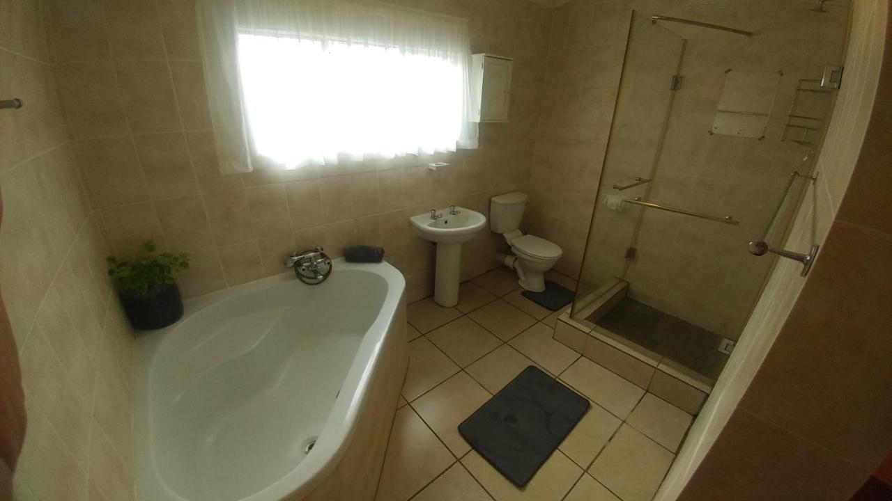 Four Seasons Self-Catering Guest House Граскоп Экстерьер фото